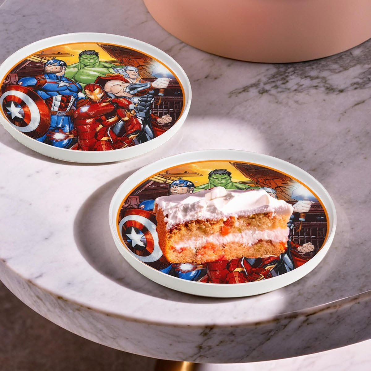 Egan Marvel Spider-Man & Avengers Side Plate 20cm - New Bone China Dessert Plate – Microwave & Dishwasher Safe – Superhero Plate for Marvel Fans – Tableware (AVENGERS)