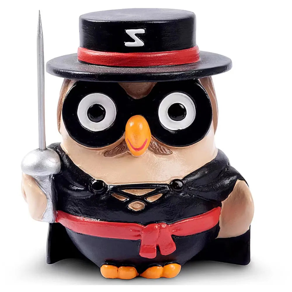 Goofi Zorro | Handcrafted Collectible Figurine (7.5 x 8 cm).